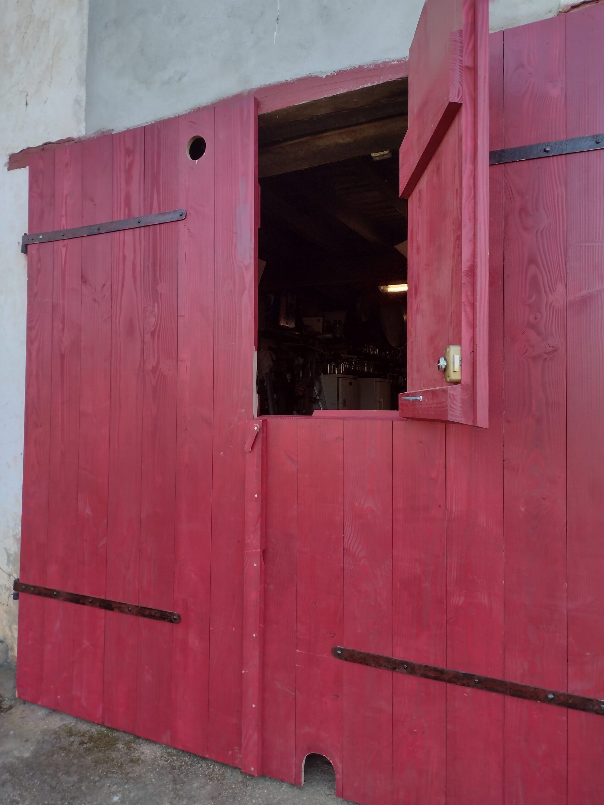 Volets battants avec ouverture partielle supérieure